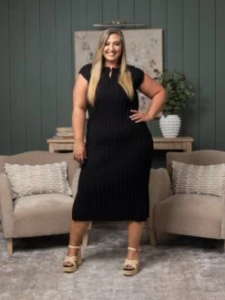 Ribbed Split Neck Fitted Long Dress | S-3X -Discount Divas Shop 052d3aec68ea3ee623fea50e147f05b5