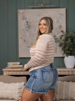 Snap Button Lightweight Striped Long Sleeve Top | S-L -Discount Divas Shop 067ba87ab72e8027c2808b692420b032