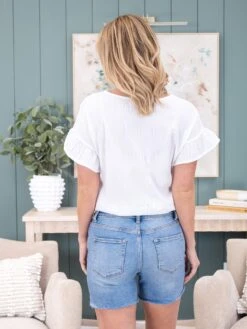 Zenana Mid Rise Raw Hem Denim Shorts | S-L -Discount Divas Shop 077d4d680a950a095457766fcc0e80ce