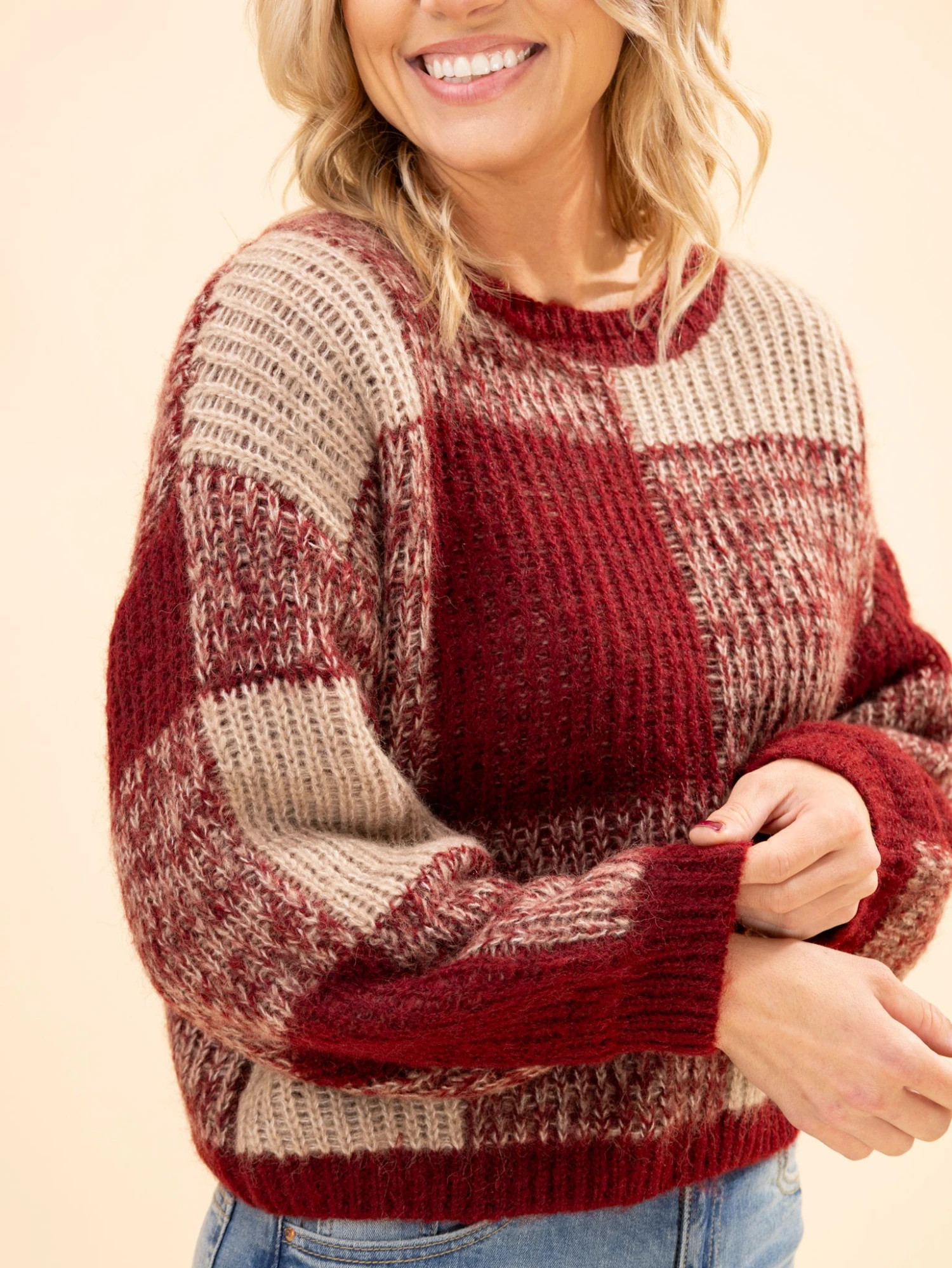 Plaid Knit Pattern Crewneck Pullover Sweater | S-L 10 Plaid Knit Pattern Crewneck Pullover Sweater | S-L - Image 10