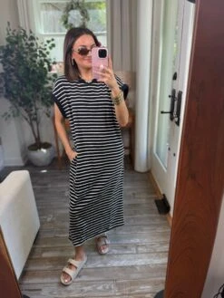 Short Sleeve Striped Knit Dress | S-3X -Discount Divas Shop 09d4f4d29ad8ed4032d1b9c1ef7e7cca