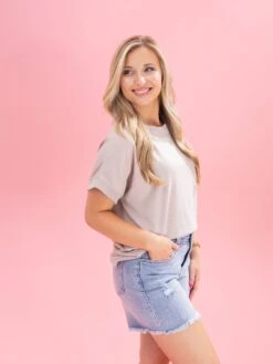 Diva Denim High Rise Fray Hem Short | XS - 3X -Discount Divas Shop 0f1a325a08cddf1fb5cad0bb7d1dbad0