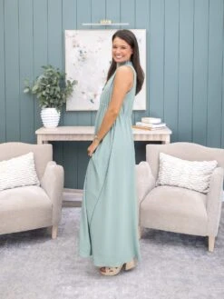 Airflow Sleeveless Ruffle Neck Maxi Dress By DD Design | S-3X -Discount Divas Shop 0f81ccc1b43c7326304be321153a6070