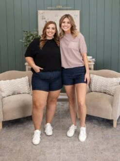 Judy Blue High Waist Heart Shaped Pockets Contrast Thread Shorts | S - 3XL 9 Judy Blue High Waist Heart Shaped Pockets Contrast Thread Shorts | S - 3XL -Discount Divas Shop 15a630bec3f7a3a48ea7cc73ce8818c0