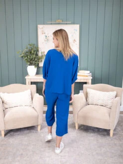 Airflow V-Neck Top W/ Bubble Sleeves By DD Design | S-3XL Pair W/ Sku57784 -Discount Divas Shop 1736525662521 47fb1ab1 91d9 459d 8a25 8041a2473769 c7dbb145 ce43 46e4 84ac ff29e410ddb5 divas 57783 06