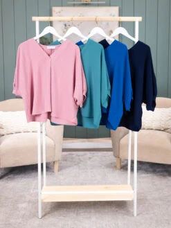 Airflow V-Neck Top W/ Bubble Sleeves By DD Design | S-3XL Pair W/ Sku57784 -Discount Divas Shop 1736525676691 36b8f7d1 6e77 45df b397 ff688981f5b4 c7dbb145 ce43 46e4 84ac ff29e410ddb5 divas 57783 19