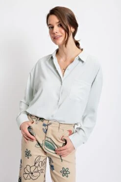 Long Sleeves Button Down Shirt | S - L Easel