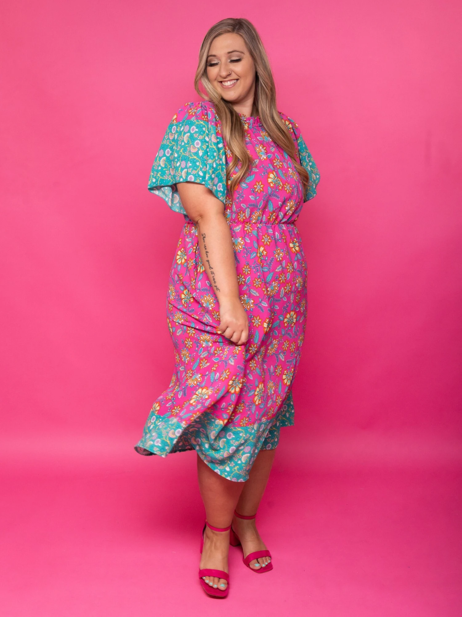 Mock Neck Floral Colorblock Short Sleeve Midi Dress | S - 3XL 2 Mock Neck Floral Colorblock Short Sleeve Midi Dress | S - 3XL - Image 2