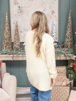 Cable Knit Long Sleeve Open Front Cardigan W/ Pearl Detailing | S - L 14 Cable Knit Long Sleeve Open Front Cardigan W/ Pearl Detailing | S - L -Discount Divas Shop 1f2784d75cb0616b4ed93806ad943742 scaled