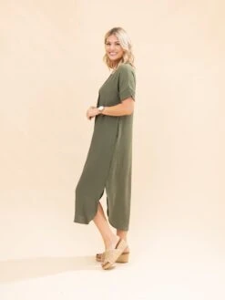 Airflow V Neck Placket W/ Front Pleat Maxi Dress W/ Pockets | S-3X -Discount Divas Shop 246b076244704788da054d437df2427a