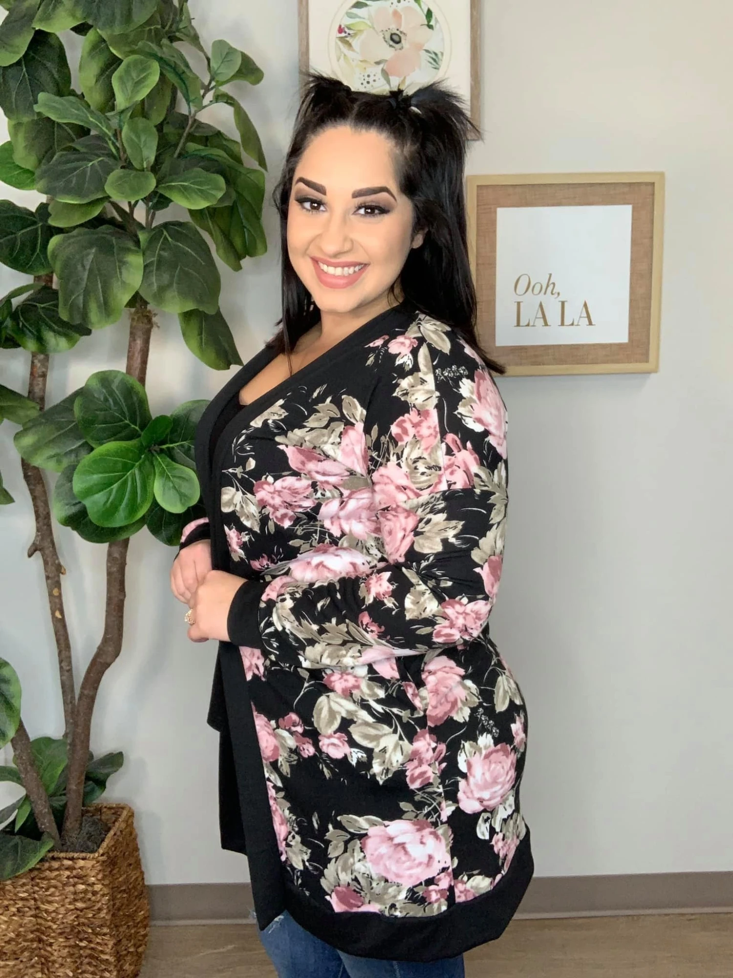 Flowery Wonderland Cardigan *Final Sale* 2 Flowery Wonderland Cardigan *Final Sale* - Image 2