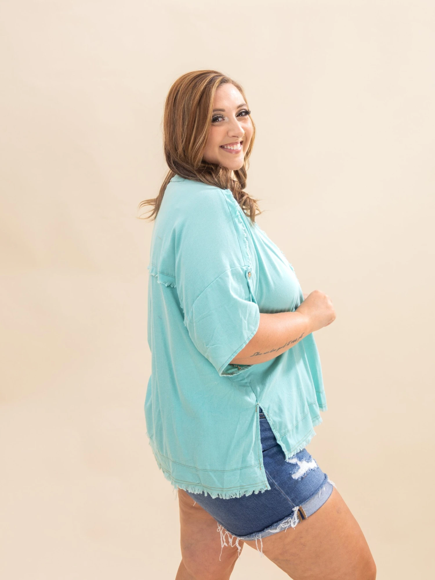 Washed Linen Top With Frayed Hem Detail | S-L 3 Washed Linen Top With Frayed Hem Detail | S-L - Image 3