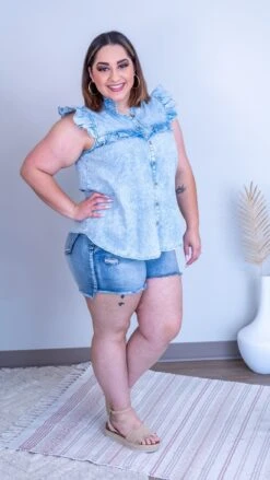 Finding Fate Top *Final Sale* 9 Finding Fate Top *Final Sale* -Discount Divas Shop 2Squ0CYa6sUrL6UVjQdpvylrBfzwvctbbzMi6AxY