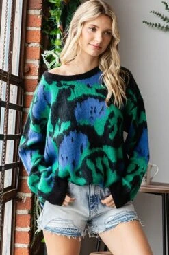 Abstract Pattern Sweater | S - L First Love