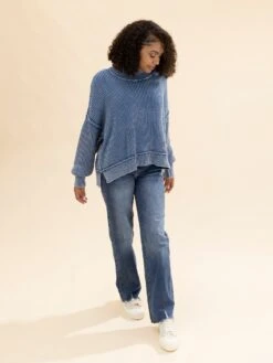 Zenana Washed Side Slit Oversized Cropped Sweater | S/M-L/XL -Discount Divas Shop 2ad08a0292eafd0a74962cfa0ba3ee3c