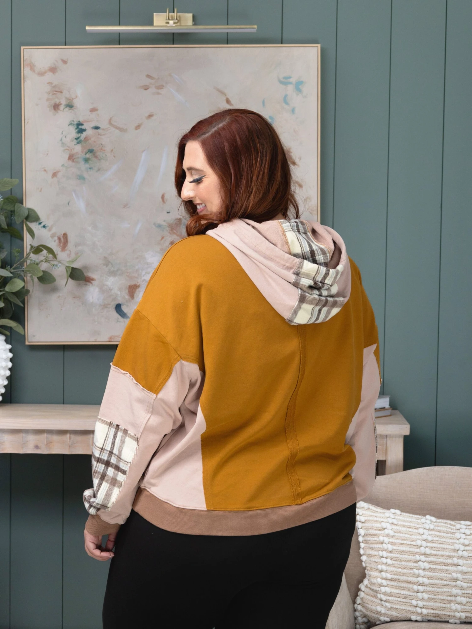 Plaid Print Mix Pullover Hoodie | S-L Easel 4 Plaid Print Mix Pullover Hoodie | S-L Easel - Image 4