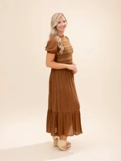 Contrast Smocked Detail Puff Sleeve Midi Dress | S-L -Discount Divas Shop 3b49cc552c2300c1f150f1f0c4d01e8e