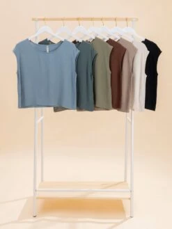 Zenana Linen Sleeveless Top | S-L -Discount Divas Shop 3cd9f32690612abdd86d6e4a7b21807c