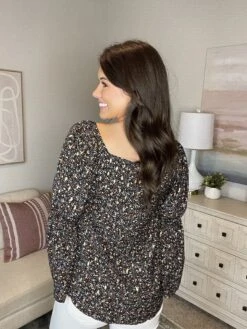 Precious Detail Top | S-L *Final Sale* -Discount Divas Shop 3l4KBDBRG6K6fW2OgmqZpIxjJ0YJgnLjEajnDsfh