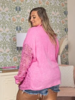 Mineral Washed Crinkle Gauze Top With Lace | S - XL -Discount Divas Shop 4cf054ba9c298b1c96a730cf62b6f438