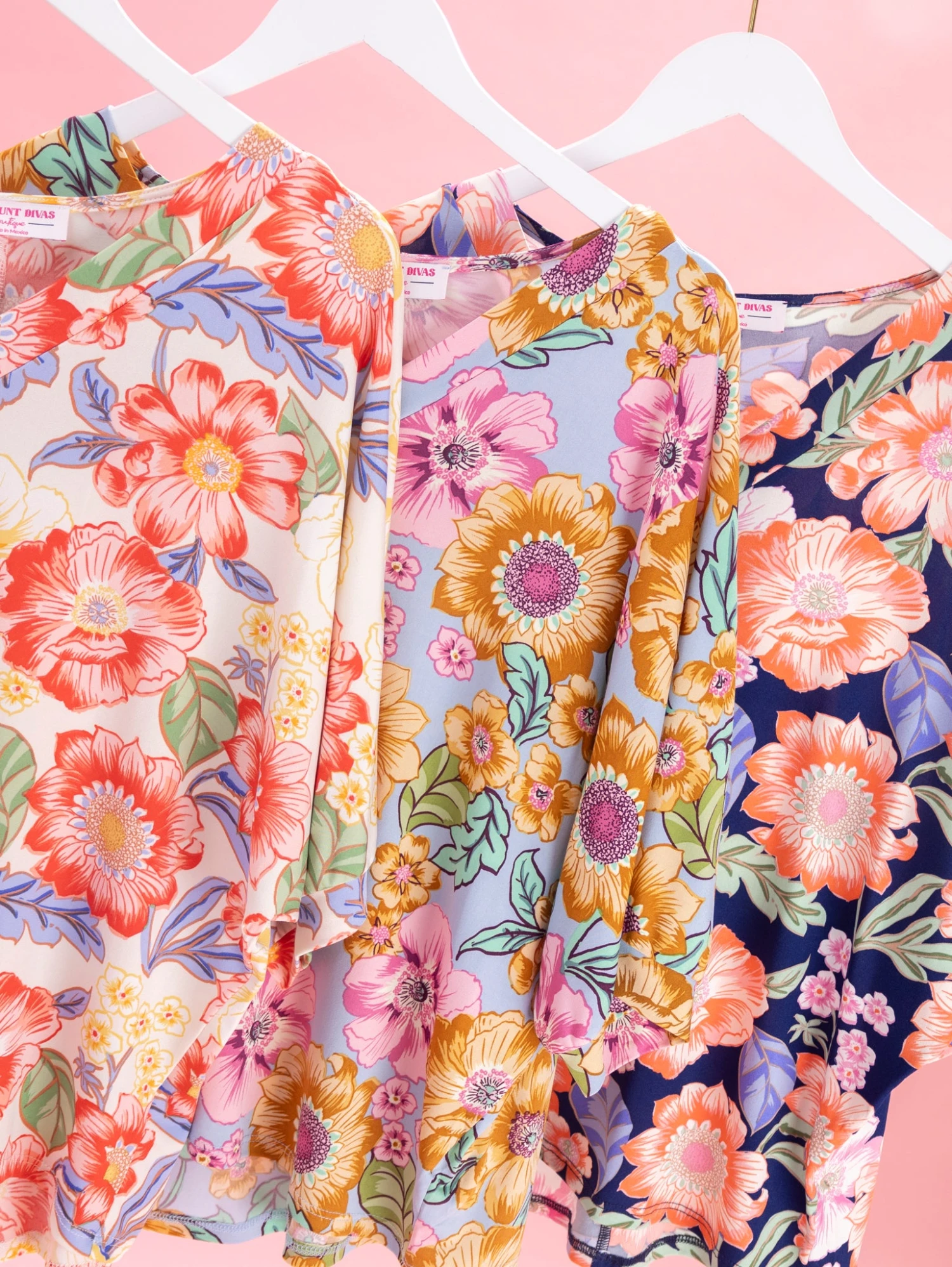 Floral Print V Neck Short Sleeve Top By DD Design | S-3XL Hero 15 Floral Print V Neck Short Sleeve Top By DD Design | S-3XL Hero - Image 15