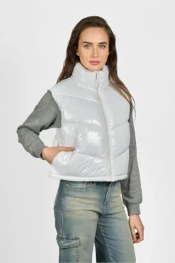 PRE-ORDER Shiny Puffer Vest | S - XL Snobbish -Discount Divas Shop 547e7039529ff38e0a42a192d35eef7c scaled