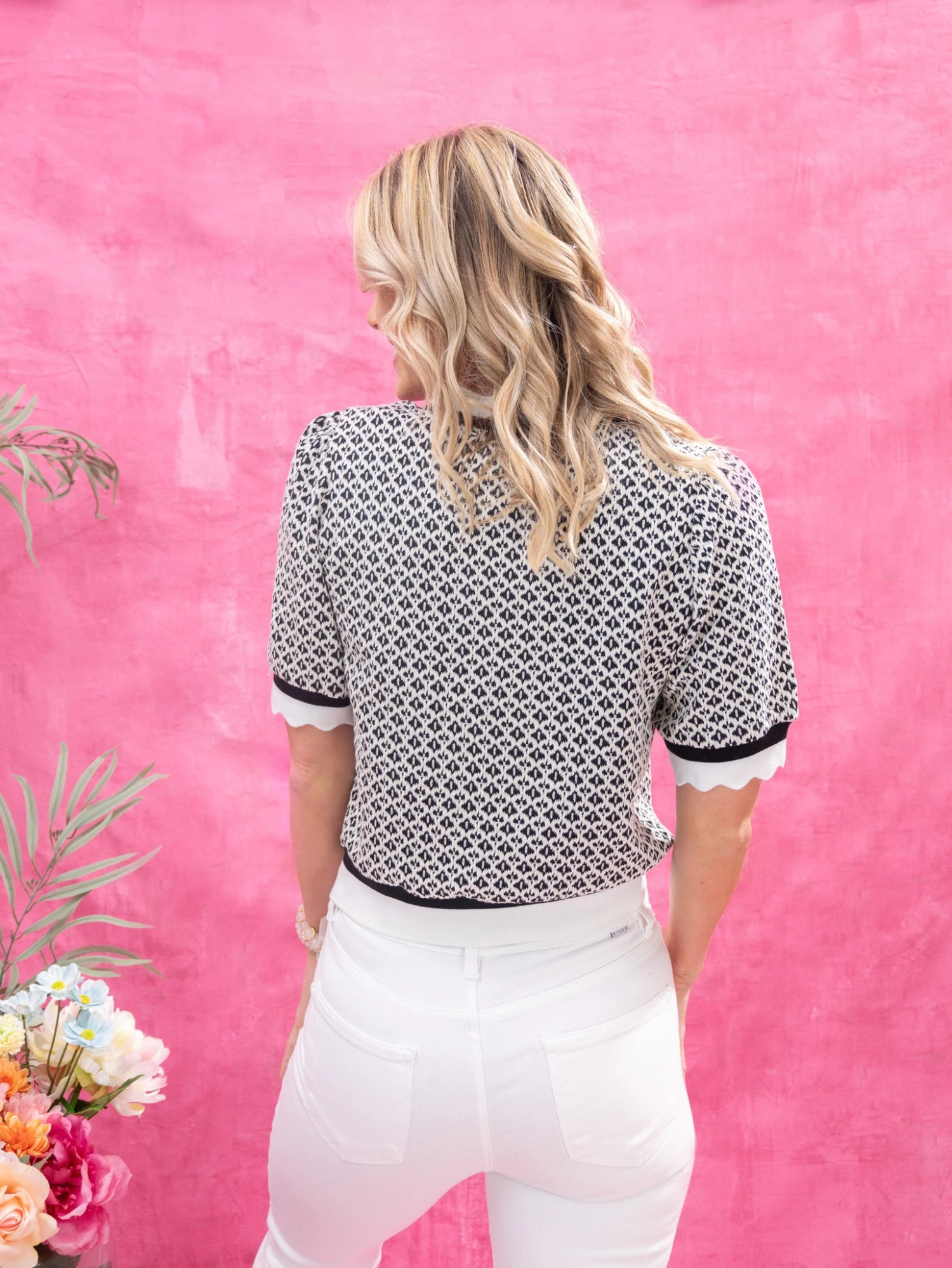 Contrast Printed Top With Short Scalloped Sleeves | S-L 9 Contrast Printed Top With Short Scalloped Sleeves | S-L - Image 9