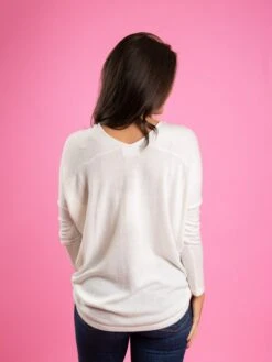 Relaxed Long Sleeve V Neck Top | S-3X *Final Sale* 7 Relaxed Long Sleeve V Neck Top | S-3X *Final Sale* -Discount Divas Shop 5BMDjTX6HTzkhQKbg5Mg4slv22ukt6B4zhFCpTit