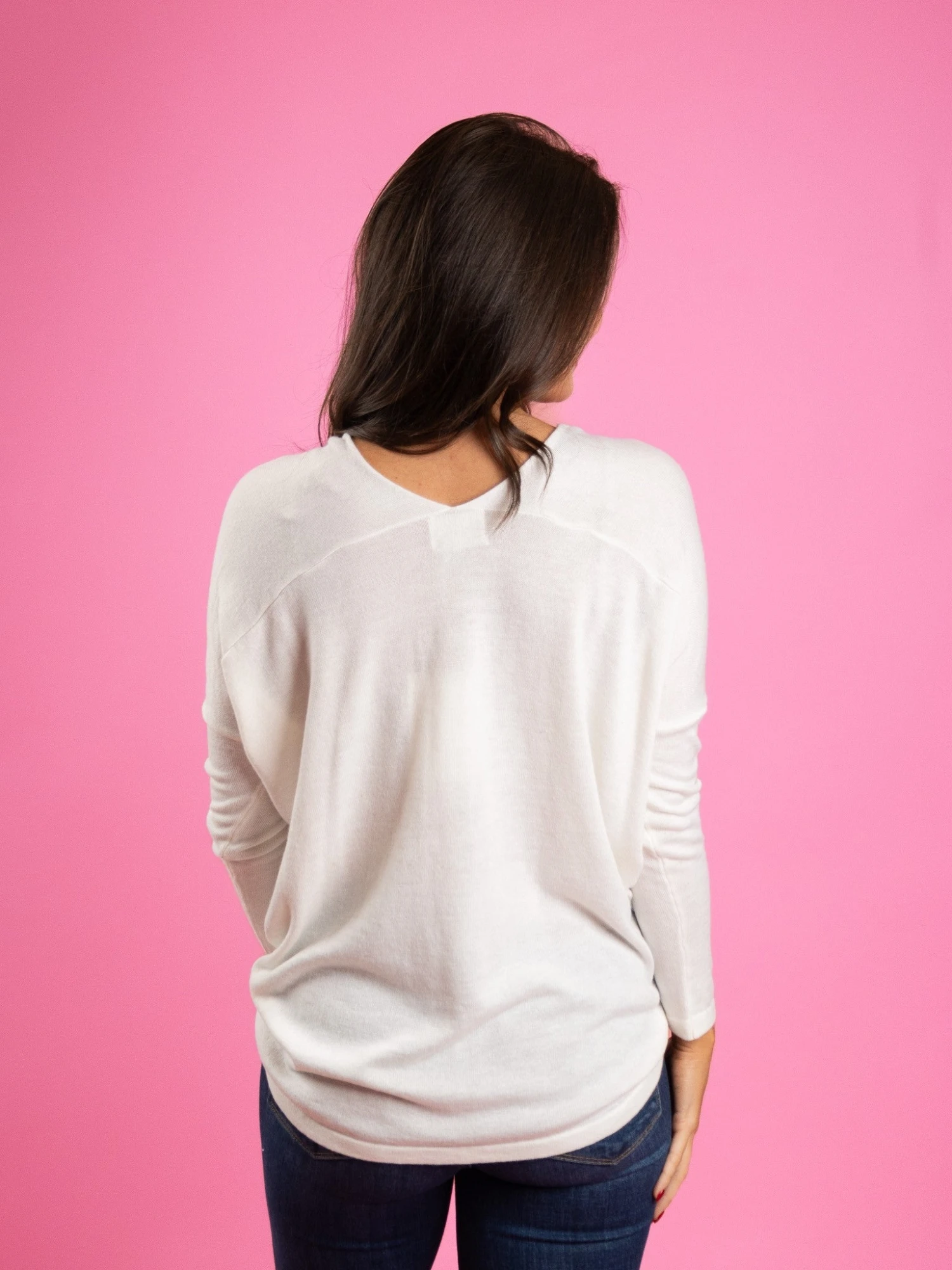 Relaxed Long Sleeve V Neck Top | S-3X *Final Sale* 4 Relaxed Long Sleeve V Neck Top | S-3X *Final Sale* - Image 4