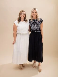 Eyelet Embroidery Detail Scalloped Top | S-L Pair W/ Sku63099