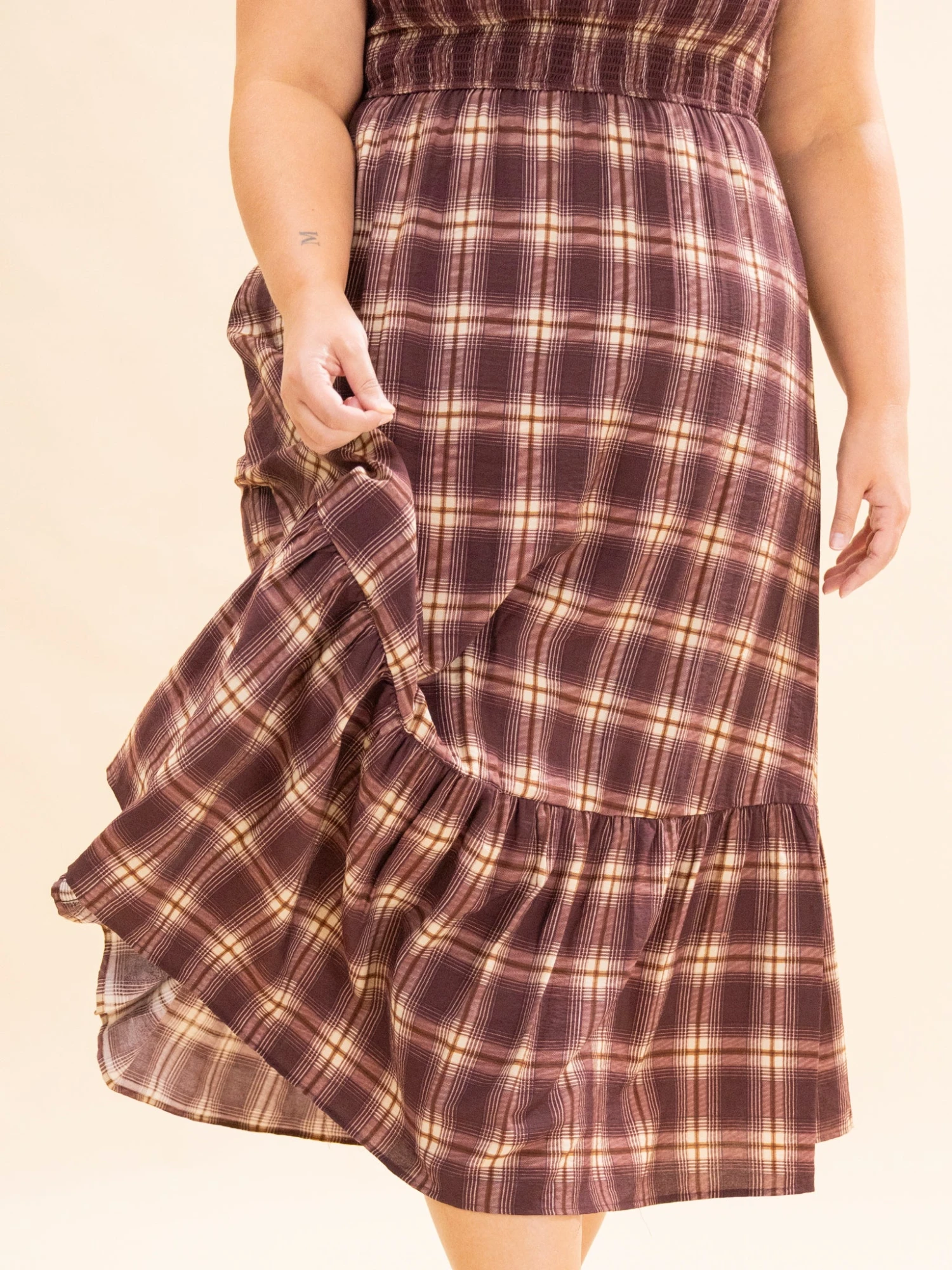 Plaid Smocked Puff Sleeve Ruffle Hem Midi Dress | S-L 5 Plaid Smocked Puff Sleeve Ruffle Hem Midi Dress | S-L - Image 5