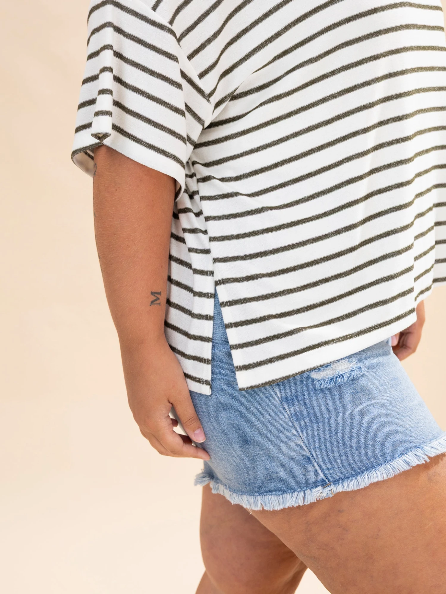 Striped Relaxed Fit Pullover Top | S-XL 8 Striped Relaxed Fit Pullover Top | S-XL - Image 8