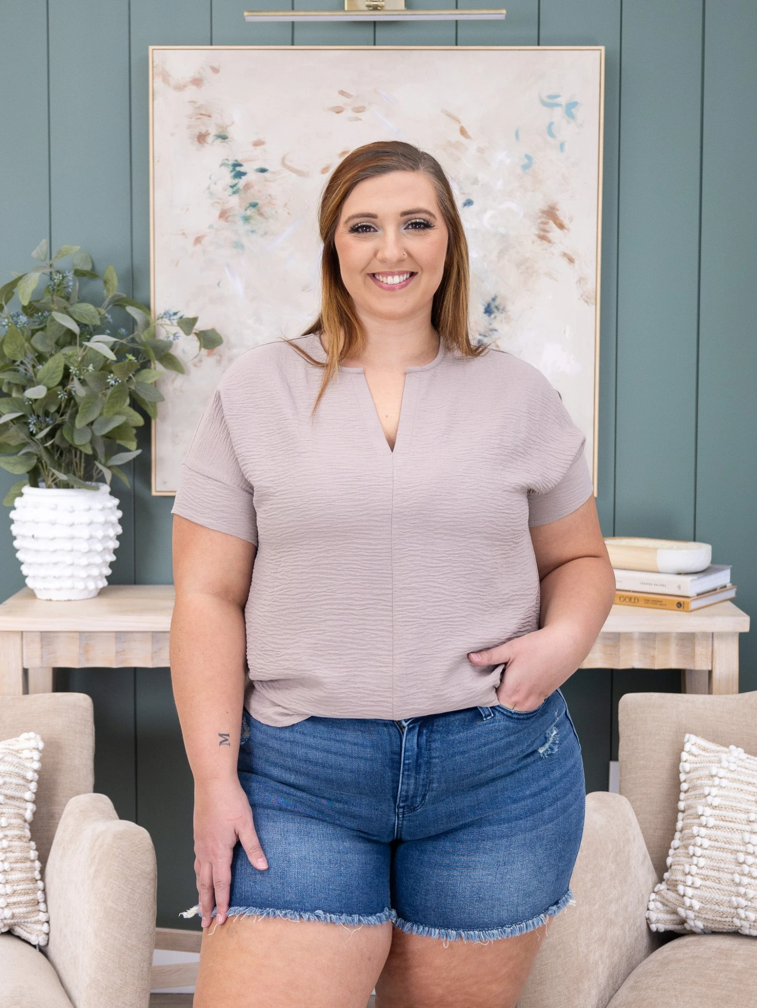 Judy Blue High Waist V Front Shorts W/ Shield Pockets | S-3XL 2 Judy Blue High Waist V Front Shorts W/ Shield Pockets | S-3XL - Image 2