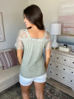 New Light Top *Final Sale* 7 New Light Top *Final Sale* -Discount Divas Shop 7rOsefOY4VvsAPnK1mPRZxneXktkoZfXOFbgF6OM