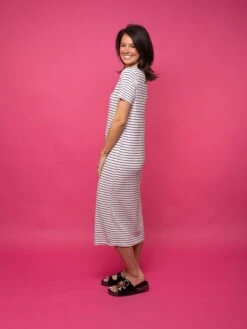 V-Neck Short Sleeve Striped Ribbed Midi Dress | S - L -Discount Divas Shop 806affb0110f4f299b36b27079effc01