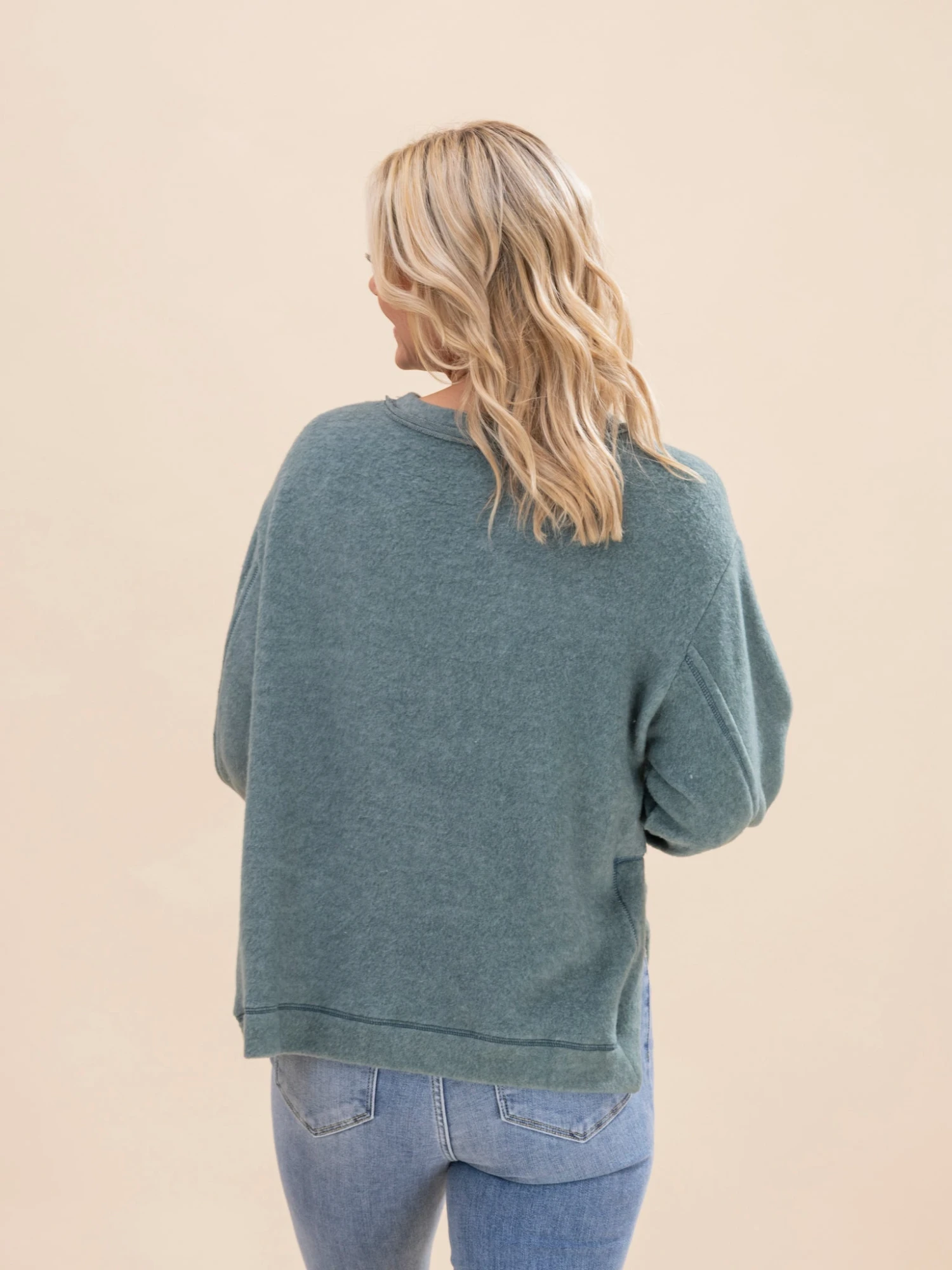 Zenana Luxe Hacci Hi-Low Round Neck Sweater | S/M-L/XL 8 Zenana Luxe Hacci Hi-Low Round Neck Sweater | S/M-L/XL - Image 8