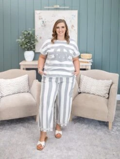 Peace Sign Striped Print Short Sleeve Top | S-L Pair W/ Sku60723 -Discount Divas Shop 8e67b292c853427ef52f3c452c23cf1e