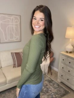 Deep U Neck Long Sleeve Top | S-XL -Discount Divas Shop 92Q5hadzK5SPUJ09JOfQ9FIowjAyeTQsLkOodrUa