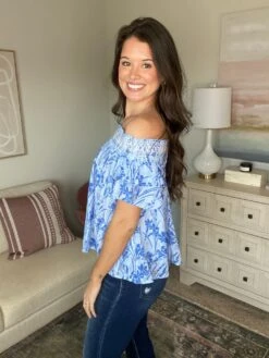 Skies Drifting Top *Final Sale* 8 Skies Drifting Top *Final Sale* -Discount Divas Shop 9AHGcPucGQVEGLHtBhgL2OgXMDmVl3Cdf2QZL0Kl