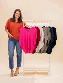 Short Sleeve Dreamy Knit V Neck Top | S - 3X