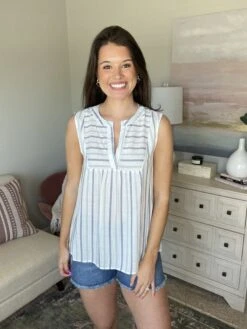 STACCATO Achieving The Goal Top *Final Sale*