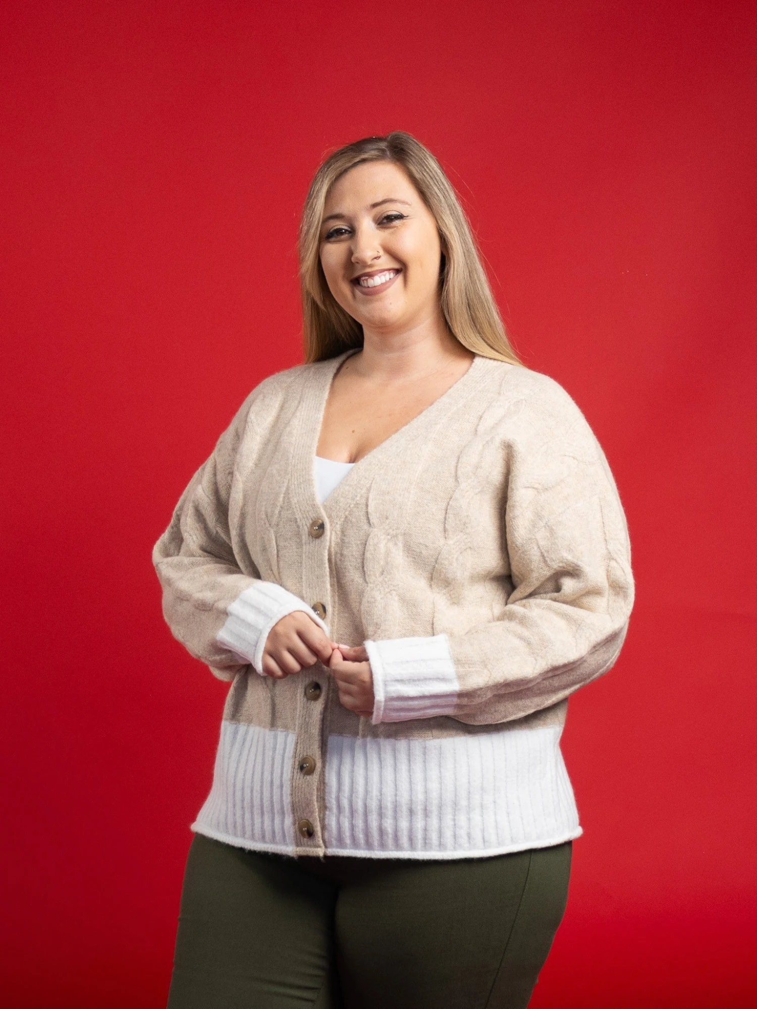 Colorblock Cable Knit V Neck Button Down Cardigan | S/M - 2X/3X 2 Colorblock Cable Knit V Neck Button Down Cardigan | S/M - 2X/3X - Image 2