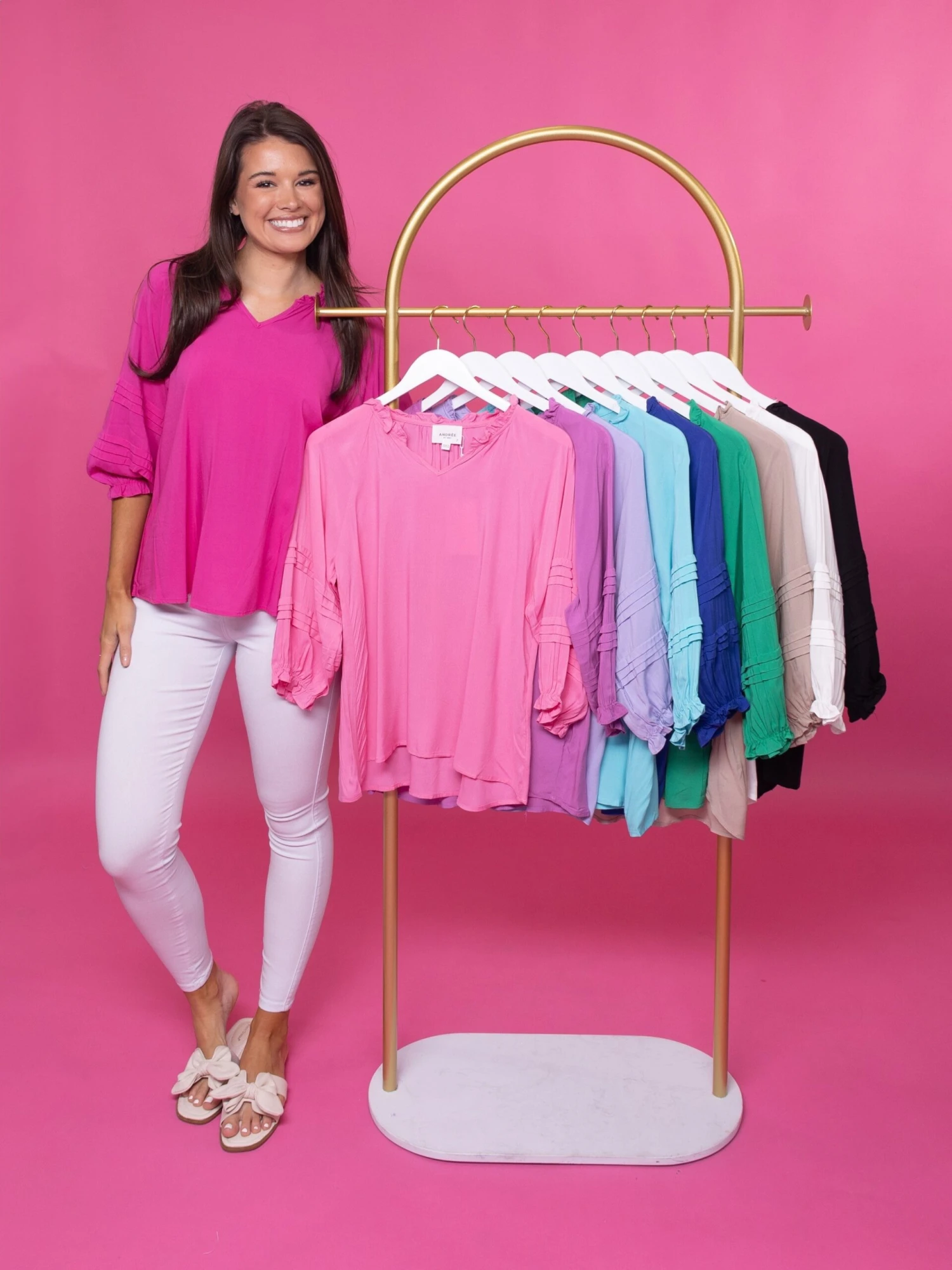 3/4 Sleeve V-Neck Top | S - 3X 1 3/4 Sleeve V-Neck Top | S - 3X