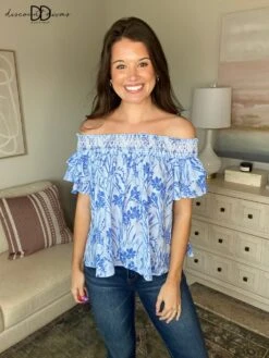 Skies Drifting Top *Final Sale*