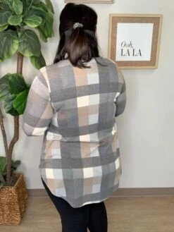 Reading On A Bench Top *Final Sale* -Discount Divas Shop FL3fv7OL3lPaOFS24AK8PaBmyheBvOJOecVD5pGq