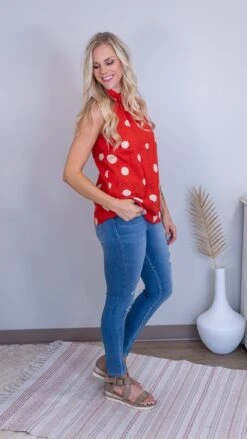 Vision Love Wins Top *Final Sale* -Discount Divas Shop FYL6f383BtGzYESraAtNyOhA7QgauyUhvrRVdf2Q