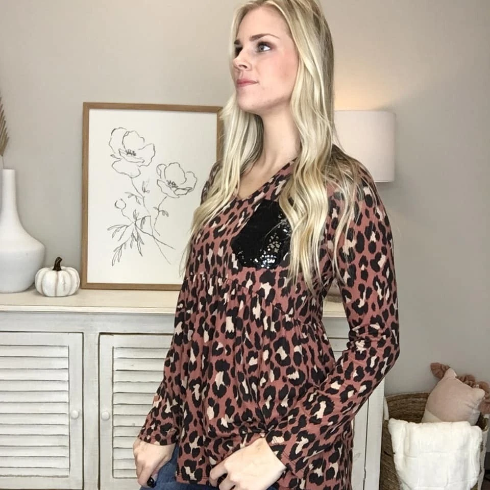 Captivating Style Top *Final Sale* 2 Captivating Style Top *Final Sale* - Image 2