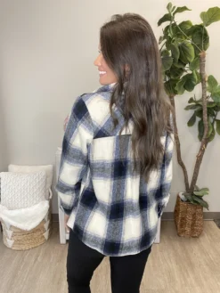 Tracking Love Shacket | S - XL -Discount Divas Shop JNd5WrnvxLO3F2vvB2MsMZVAo6Q1r0RsRmM5ZRK1 scaled