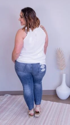 All About Us Top *Final Sale* -Discount Divas Shop Mfp2zaqHnshryZsDHoL5wCBX7A1YZVAbTeOSynja