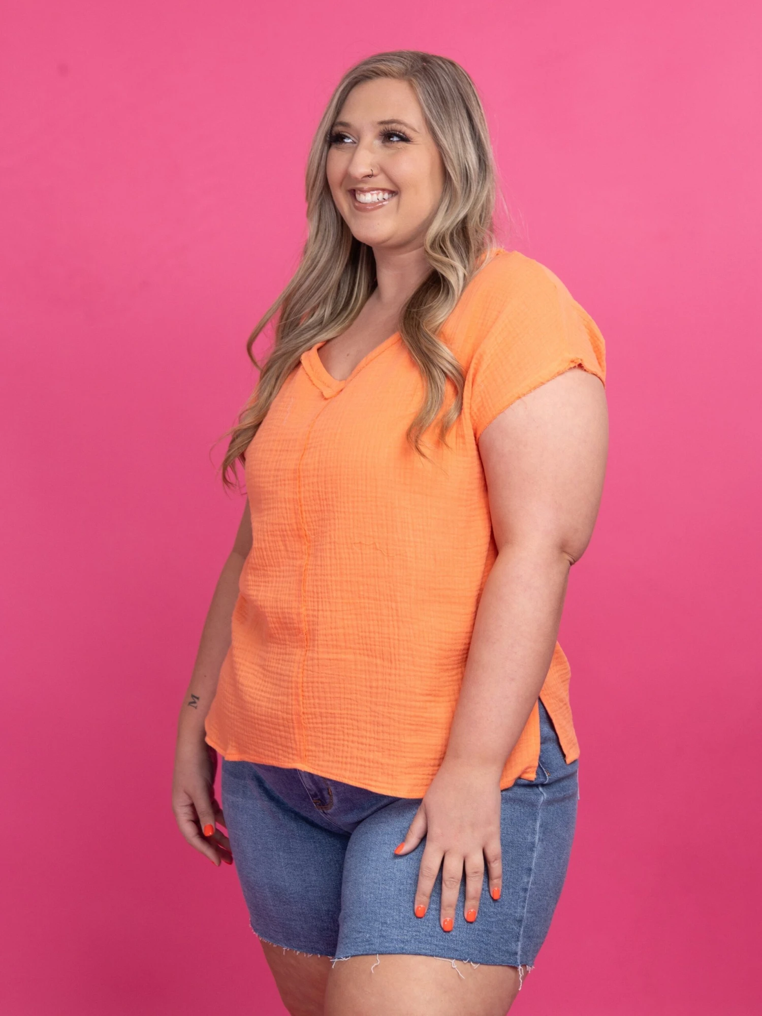 V-Neck Short Sleeve Gauze Top | S - 3XL 8 V-Neck Short Sleeve Gauze Top | S - 3XL - Image 8